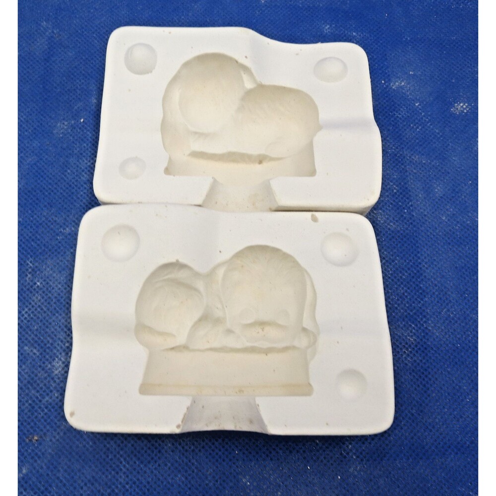 Duncan Vintage Minature Sleeping Puppy Slip Mold TM 9